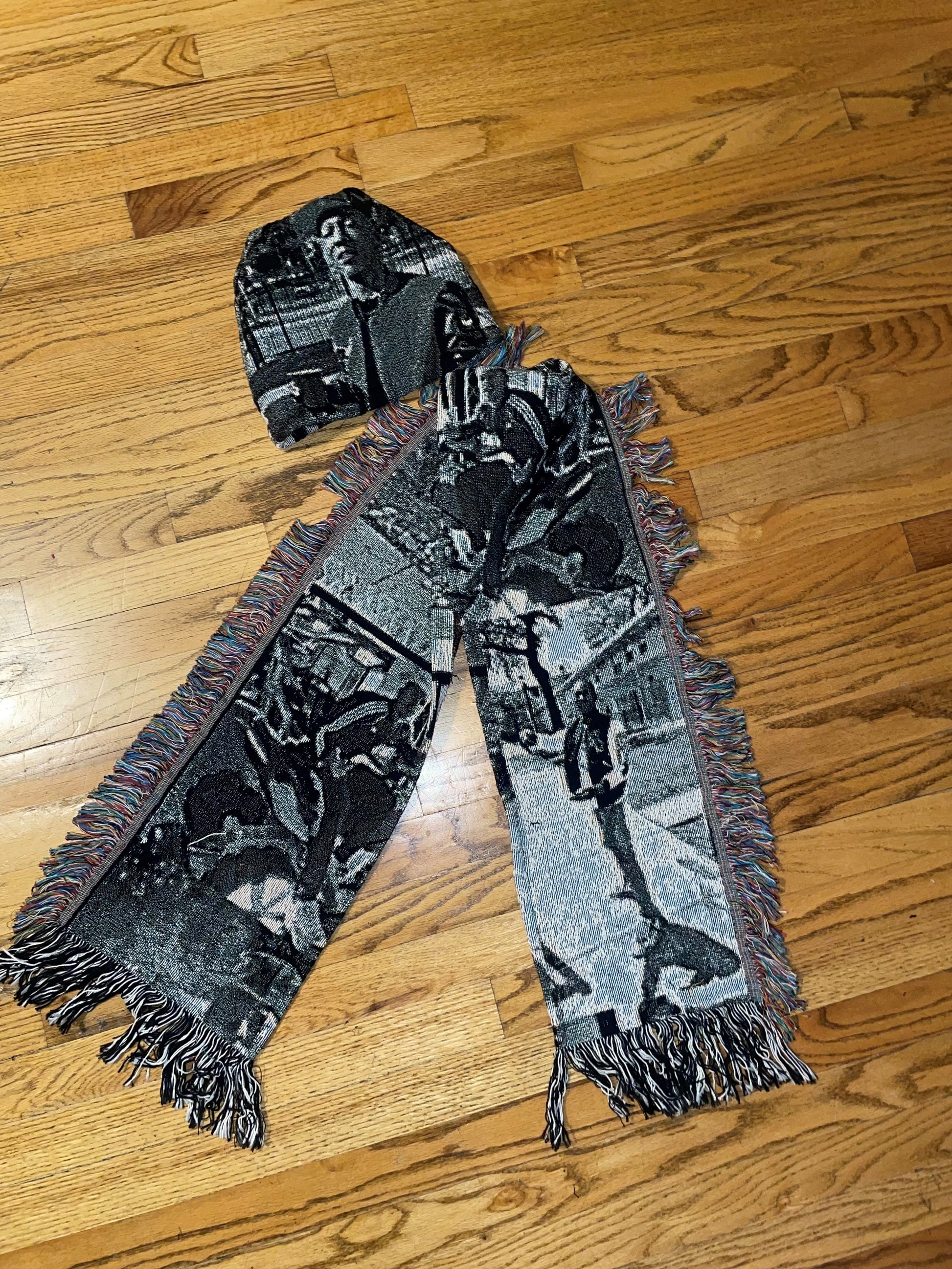 Louis Vuitton Hat And Scarf Set Grey